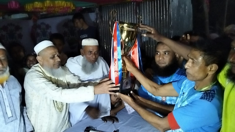 সুপার কিংস  ক্লাব বনাব রয়্যাল চ্যালেঞ্জার্স ফুটবল...